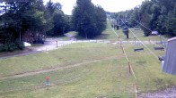 Archived image Webcam Mont Sutton: base area 11:00
