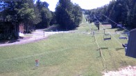 Archiv Foto Webcam Mont Sutton: Aussicht auf die Talstation 13:00