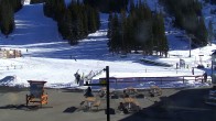 Archived image Webcam Base area Arapahoe Basin 13:00