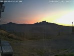 Archiv Foto Webcam Blick auf den Mount Jefferson 05:00