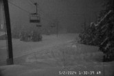 Archived image Webcam Timberline Lodge Ski Area - View Jeff Flood Express 00:00