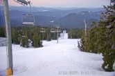Archived image Webcam Timberline Lodge Ski Area - View Jeff Flood Express 04:00