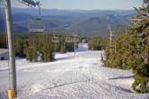 Archived image Webcam Timberline Lodge Ski Area - View Jeff Flood Express 06:00