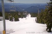 Archived image Webcam Timberline Lodge Ski Area - View Jeff Flood Express 12:00