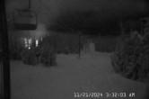 Archived image Webcam Timberline Lodge Ski Area - View Jeff Flood Express 21:00