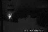 Archived image Webcam Timberline Lodge Ski Area - View Jeff Flood Express 04:00