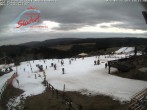 Archiv Foto Webcam Obere Postwiese - Piste, Lift und Schirmbar 13:00