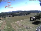 Archiv Foto Webcam Obere Postwiese - Piste, Lift und Schirmbar 15:00