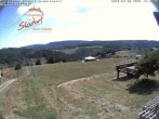 Archiv Foto Webcam Obere Postwiese - Piste, Lift und Schirmbar 13:00