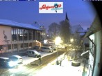 Archiv Foto Webcam Schönwald: Rathaus und Kirche 06:00