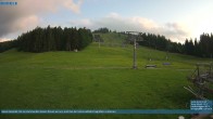 Archived image Webcam Chair Lift Lank in Bödele ski resort 19:00