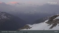 Archiv Foto Webcam Lauchernalp: Bergstation Gondelbahn Hockenhorngrat 04:00