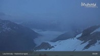 Archived image Webcam top station gondola Gandegg-Hockenhorngrat 04:00
