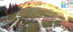 Archived image Webcam base station of mountain Blomberg 05:00