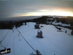 Archived image Webcam View at the upper station Lischboden / Ski resort Rüschegg 06:00