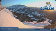 Archived image Webcam Carezza: Mountain hut &#34;Kölner Hütte&#34; 18:00