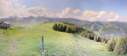 Archived image Webcam Notre Dame de Bellecombe - Top station chairlift Ban Rouge 09:00