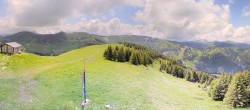 Archived image Webcam Notre Dame de Bellecombe - Top station chairlift Ban Rouge 11:00