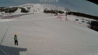Archived image Webcam Slope Cam Rinne at Ylläs Ski Resort 08:00
