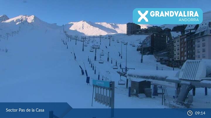 Webcam Grandvalira Base Station Pas De La Casa Andorra Panorama