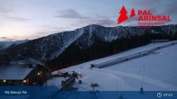 Archiv Foto Webcam Vallnord - Pal: Sicht auf Talstation La Massana und Piste El Planell 07:00