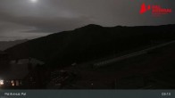 Archiv Foto Webcam Vallnord - Pal: Sicht auf Talstation La Massana und Piste El Planell 02:00