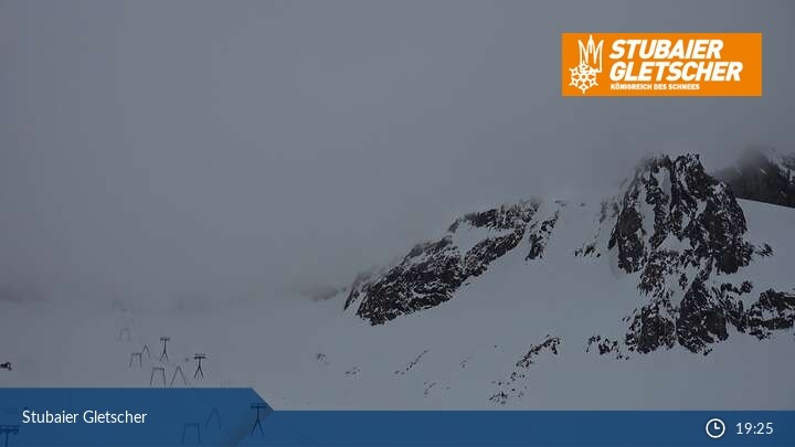 Stubaier Gletscher: Bergstation Eisgrat