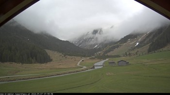 Krimmler Tauernhaus Mountain Hut - Webcam South